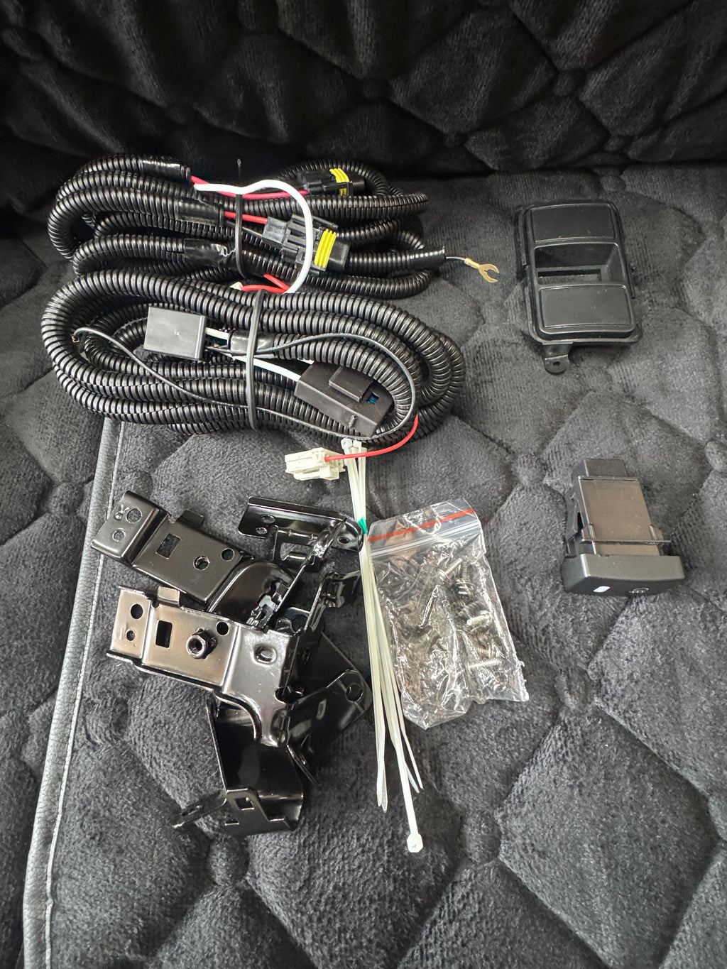 Toyota Yaris DLAA Fog Lamps with Covers TY4706 - Model 2024-2025